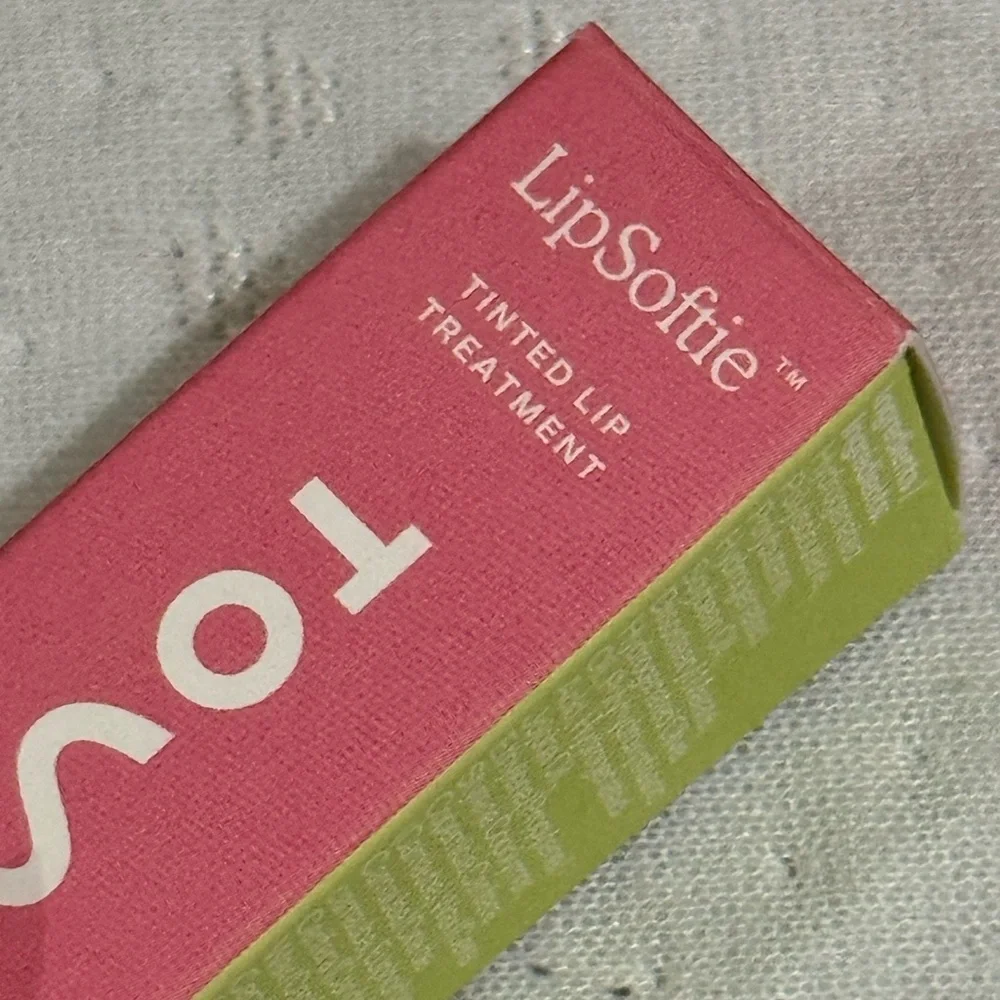 LipSoftie Tower 28 Tinted Lip Treatment in Watermelon Kiwi NWT - Picture 2 of 7